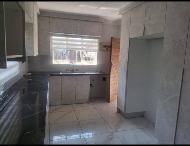 3 BEDROOM PROPERTY TO RENT IN VANDERBIJLPARK SW 5